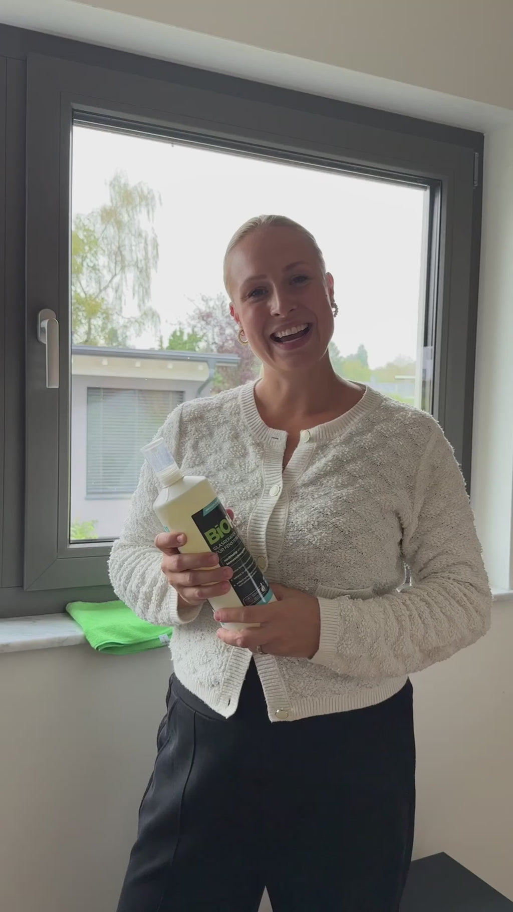 Video: BiOHY Glasreiniger für Fenstersauger – passend für Kärcher WV, Leifheit und Bosch